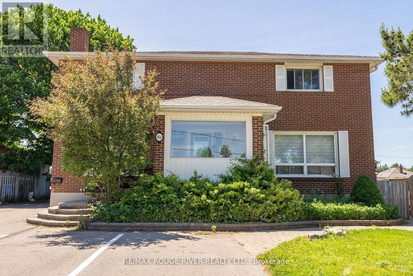 Property at 604 KENT STREET image 2