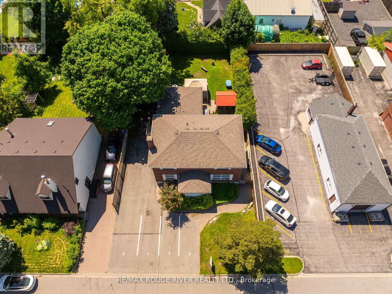 Property at 604 KENT STREET image 5