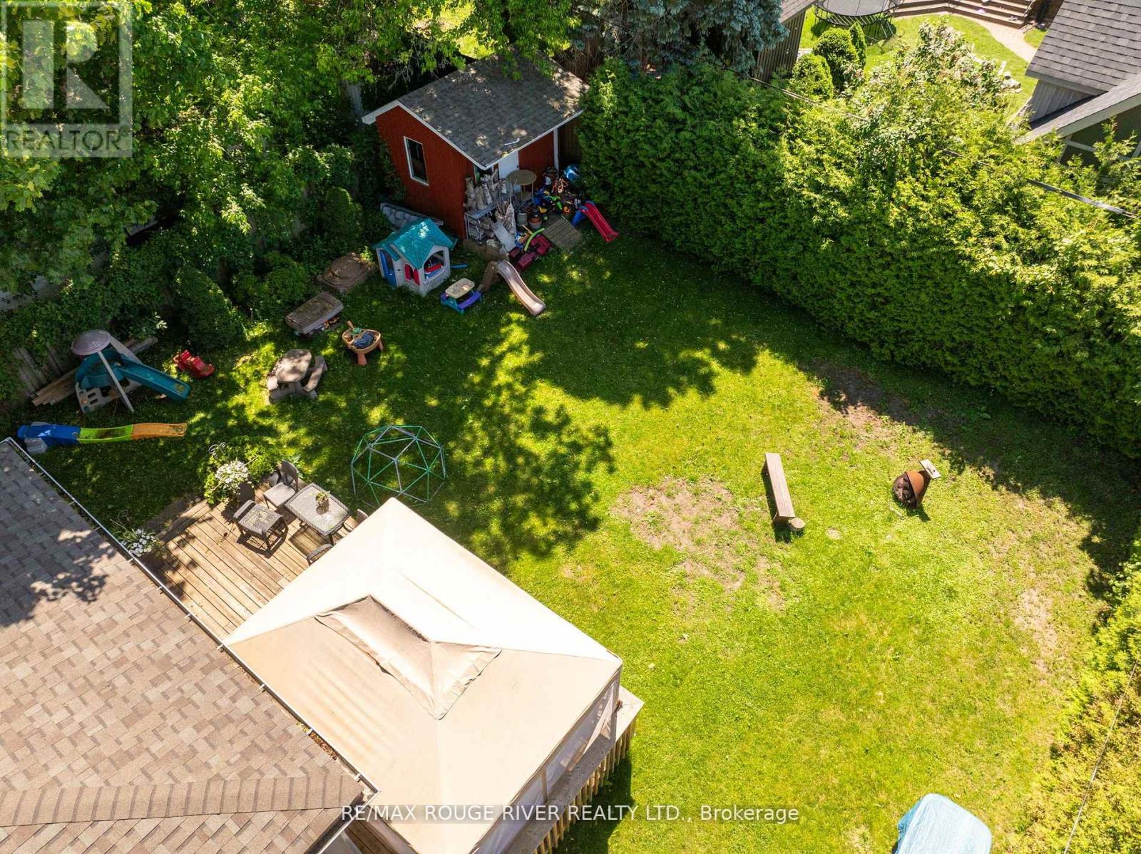 604 Kent Street, Whitby, Ontario  L1N 4Y9 - Photo 6 - E12239448