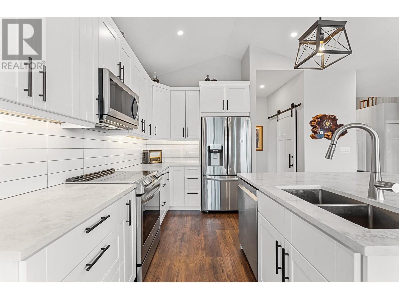 Property at 13137 Cliffstone Court image 5