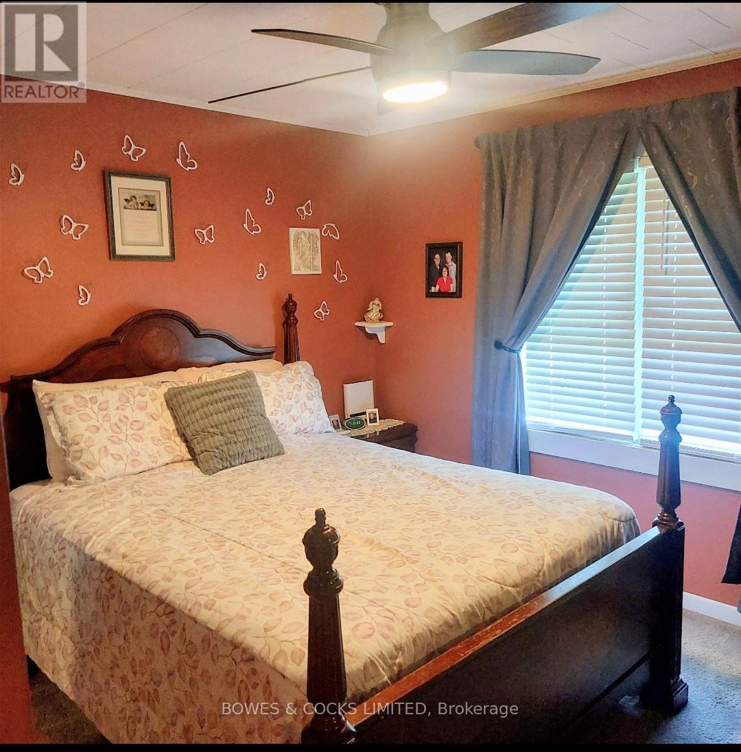 99 Maple Street, Bancroft, Ontario  K0L 1C0 - Photo 11 - X12239446