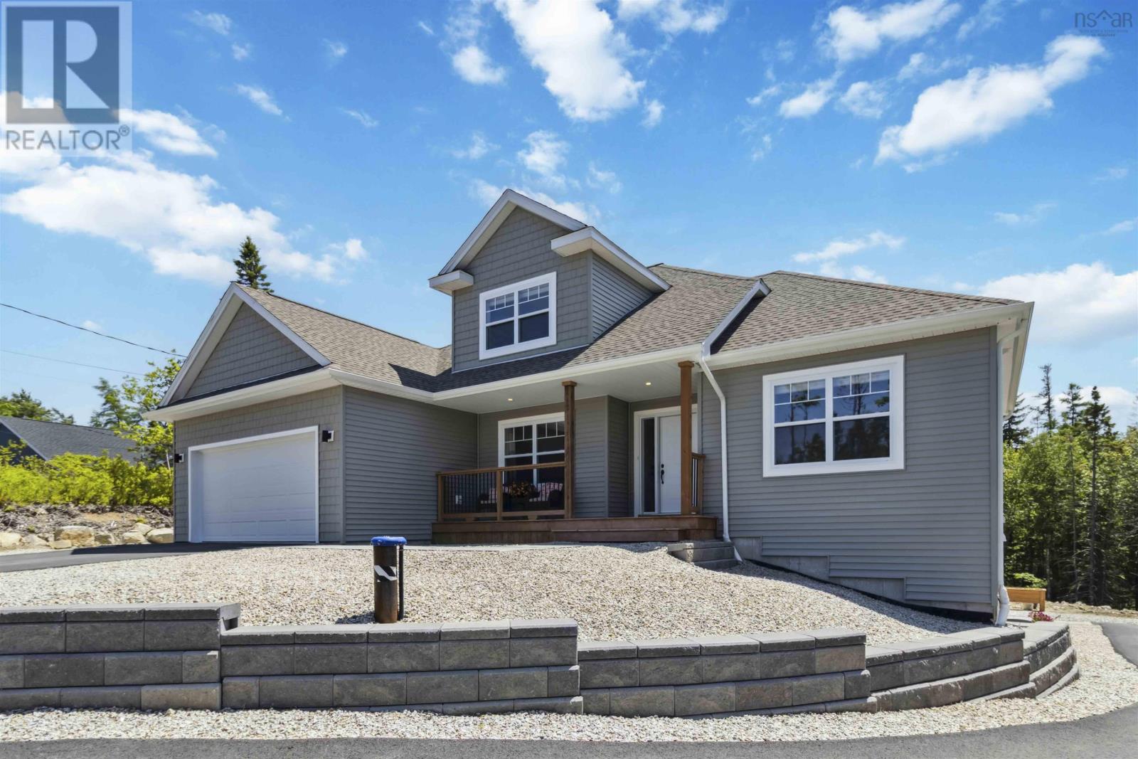 Property at 426 Wisteria Lane image 2