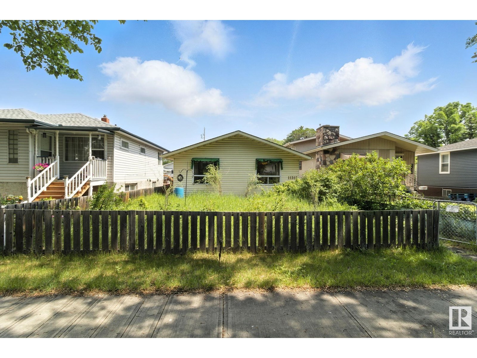 Property at 11313 87 ST NW image 1