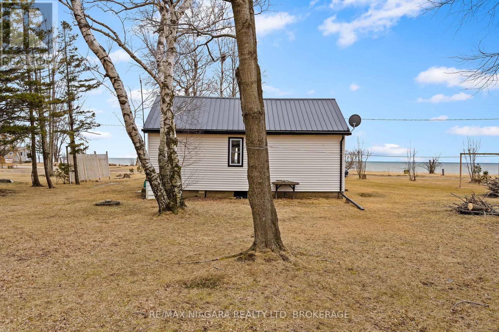 32 Erie Heights Line, Haldimand, Ontario  N0A 1K0 - Photo 24 - X12047863