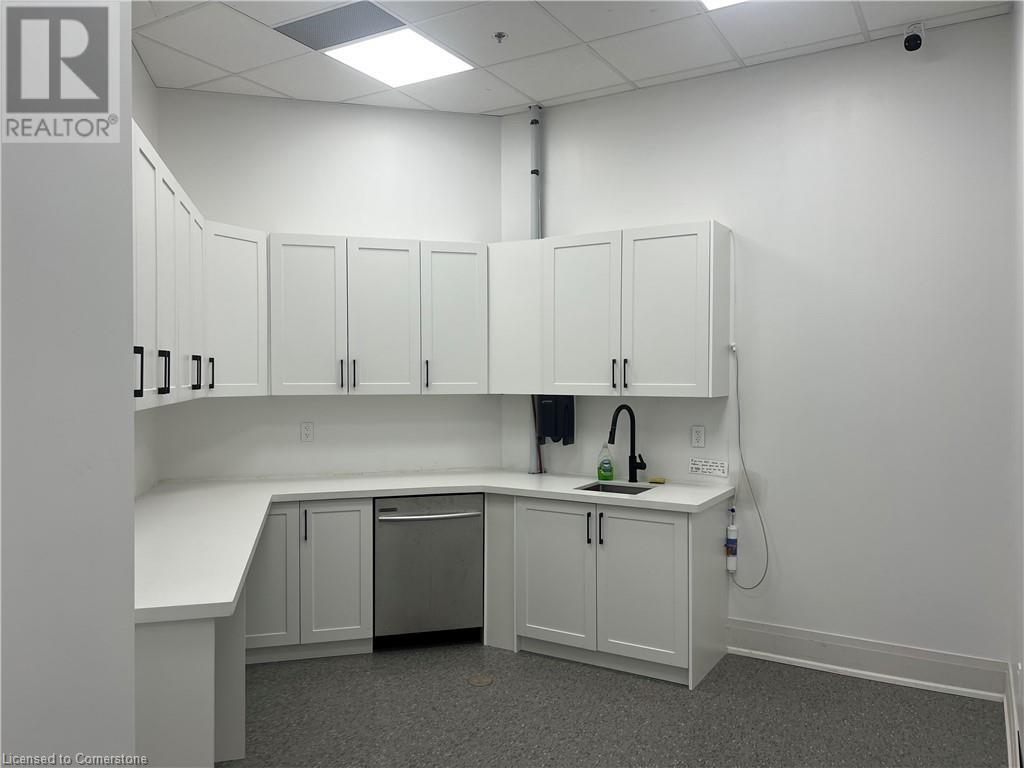 4903 Thomas Alton Boulevard Unit# 106, Burlington, Ontario  L7M 0W8 - Photo 2 - 40742725