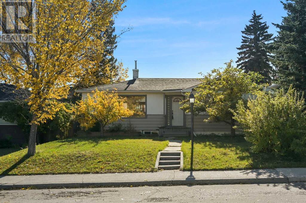 Property at 3243 Kenmare Crescent SW image 1