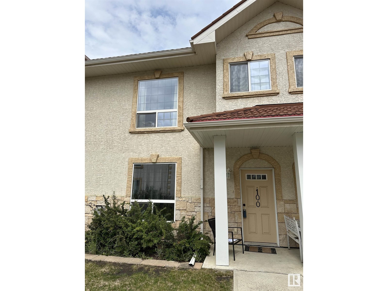 Property at #100 13825 155 AV NW image 2