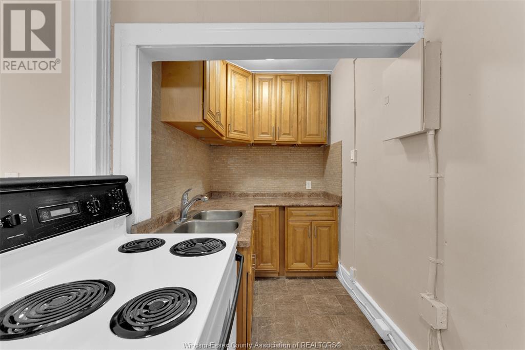 1250 Ouellette Avenue Unit# 102, Windsor, Ontario  N9V 0A3 - Photo 35 - 25015739