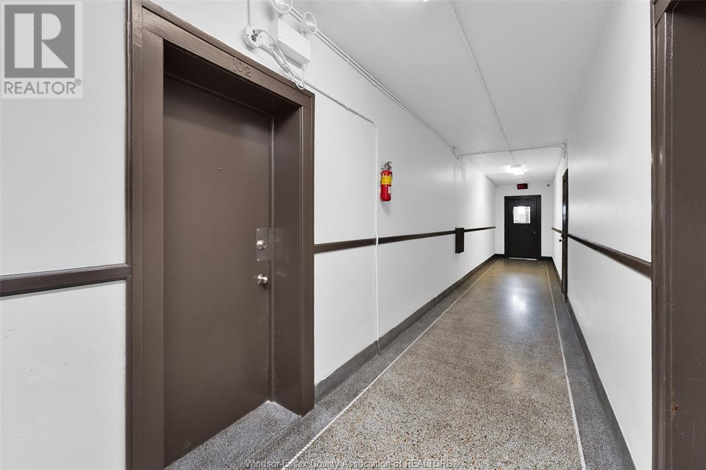 1250 Ouellette Avenue Unit# 102, Windsor, Ontario  N9V 0A3 - Photo 5 - 25015739