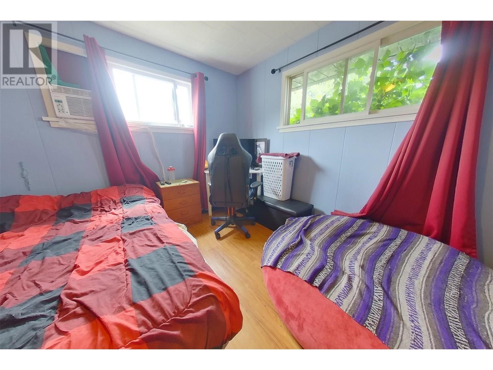 1916 Elm Street, Creston, British Columbia  V0B 1G5 - Photo 18 - 10353106