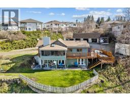 1321 10 Avenue NE, salmon arm, British Columbia