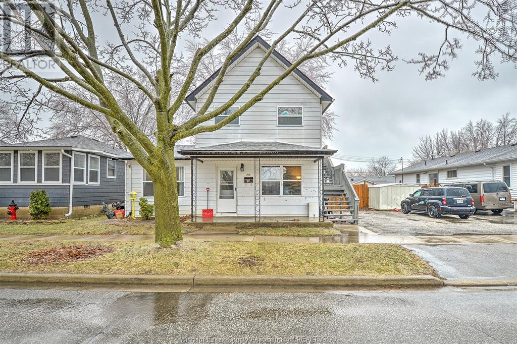 Property at 220 BROCK image 2