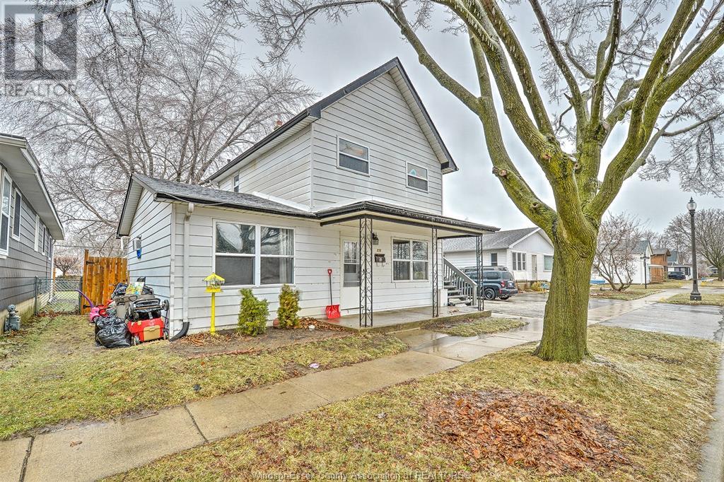 Property at 220 BROCK image 3