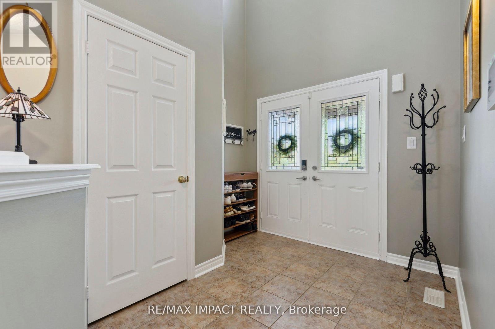 Property at 71 LOBB COURT image 3