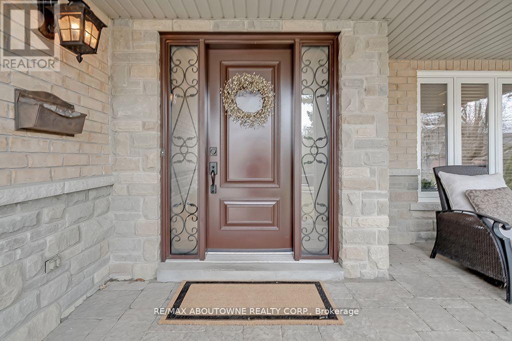 Property at 393 CLAREMONT CRESCENT image 3
