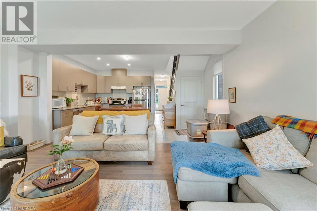 Photo 17 of 29 for 152 Middleton Street