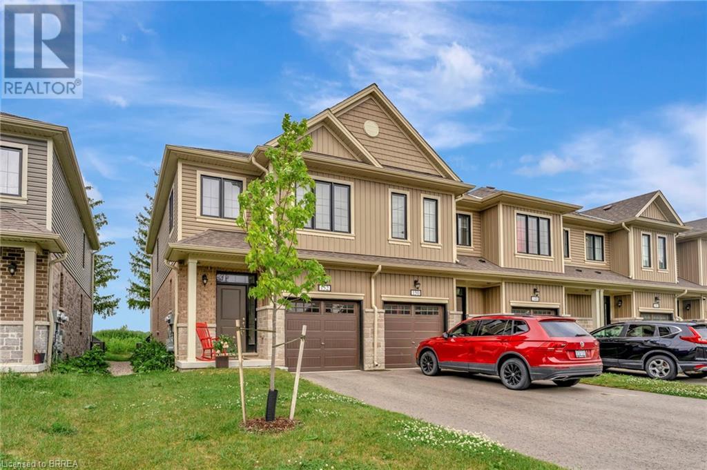 Photo 2 of 29 for 152 Middleton Street