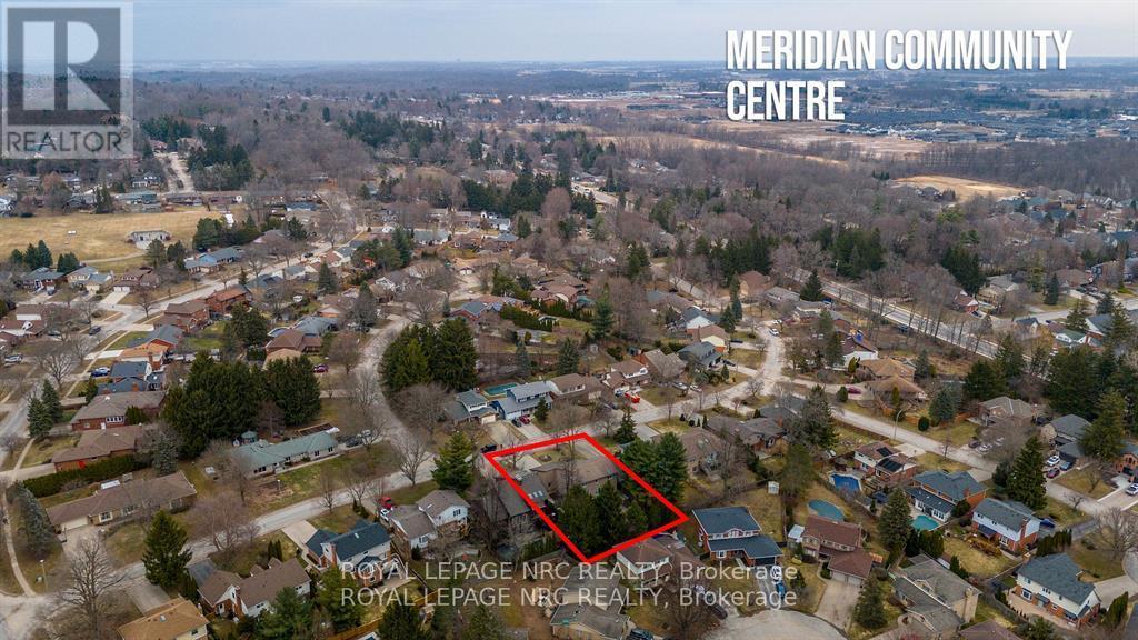 11 Forest Hill Crescent, Pelham, Ontario  L0S 1E1 - Photo 36 - X12239648