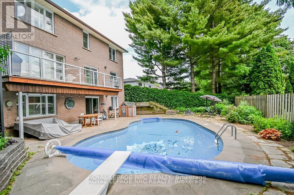 11 Forest Hill Crescent, Pelham, Ontario  L0S 1E1 - Photo 44 - X12239648