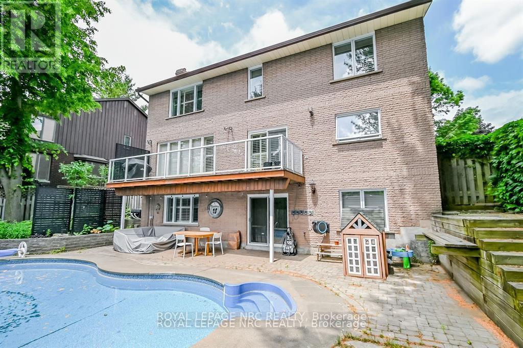 11 Forest Hill Crescent, Pelham, Ontario  L0S 1E1 - Photo 46 - X12239648