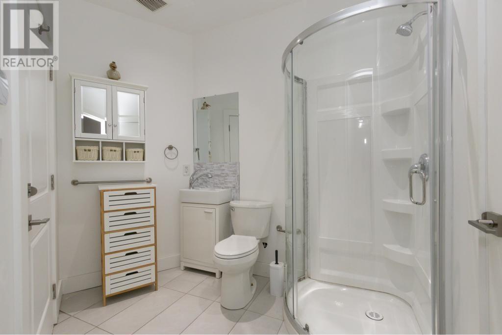 2855 Panorama Drive, North Vancouver, British Columbia V7G 1V7 - Photo 39 - R2992086