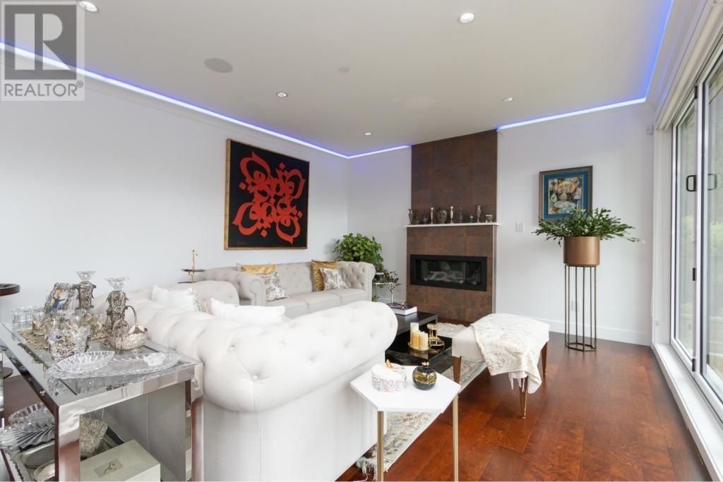 2855 Panorama Drive, North Vancouver, British Columbia V7G 1V7 - Photo 8 - R2992086