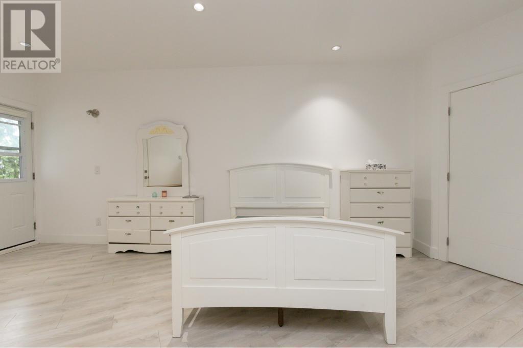 2855 Panorama Drive, North Vancouver, British Columbia V7G 1V7 - Photo 35 - R2992086