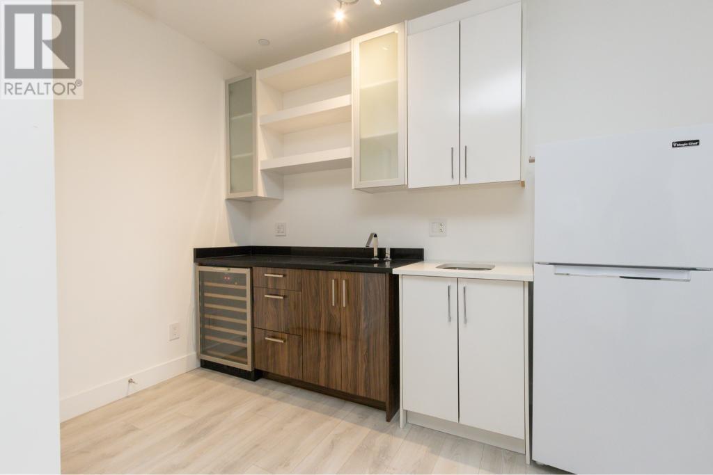 2855 Panorama Drive, North Vancouver, British Columbia V7G 1V7 - Photo 23 - R2992086