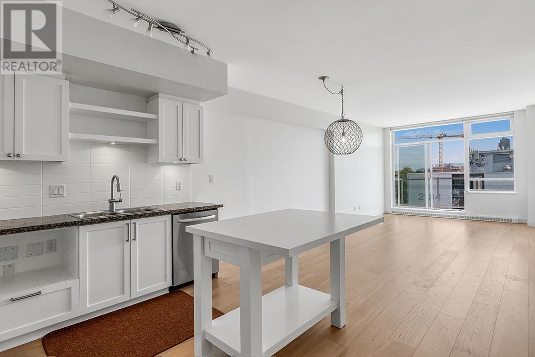Ph802 2228 W Broadway, Vancouver, British Columbia  V6K 0B1 - Photo 11 - R3017158