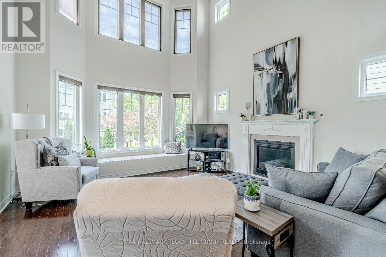 Property at 9 RIVERWALK PLACE image 5
