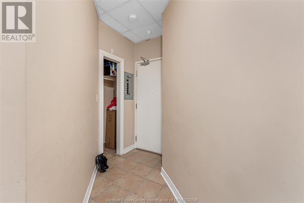 76 University Avenue West Unit# 207, Windsor, Ontario  N9A 5N7 - Photo 6 - 25015847