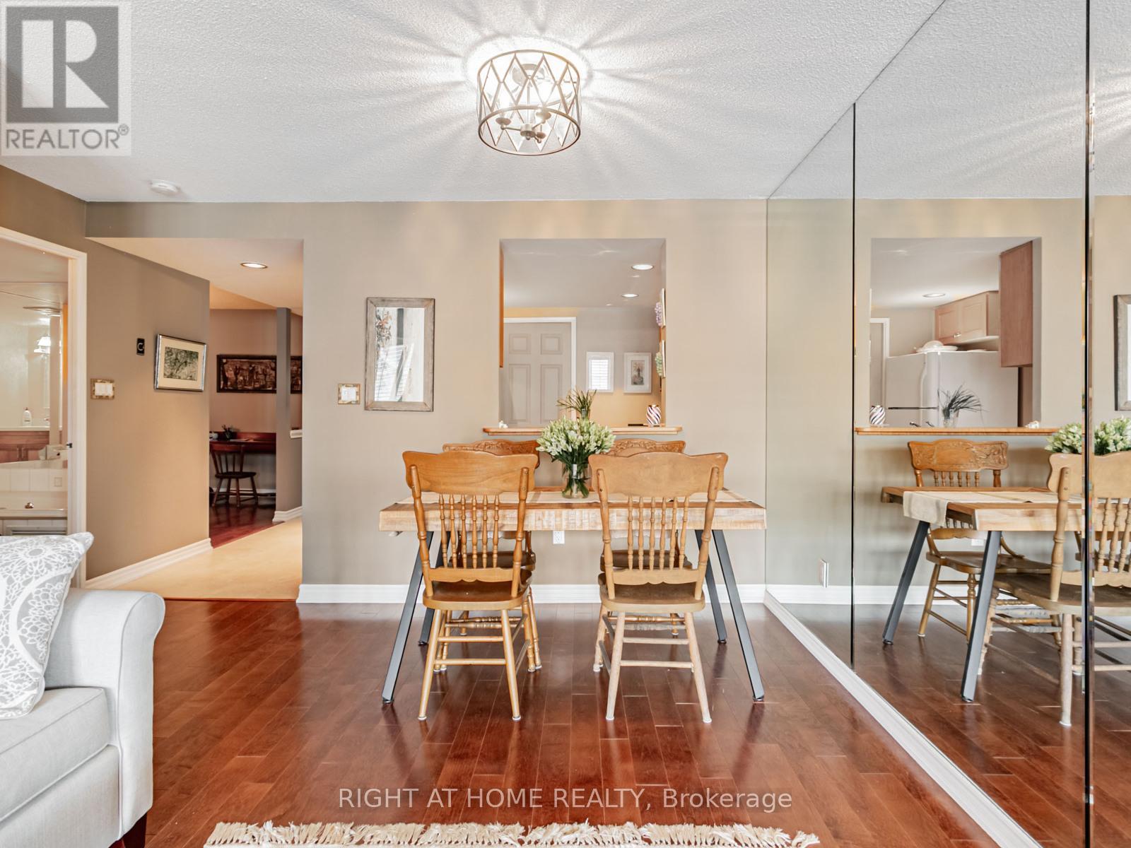 319 - 225 Davenport Road, Toronto, Ontario  M5R 3R2 - Photo 12 - C12239281