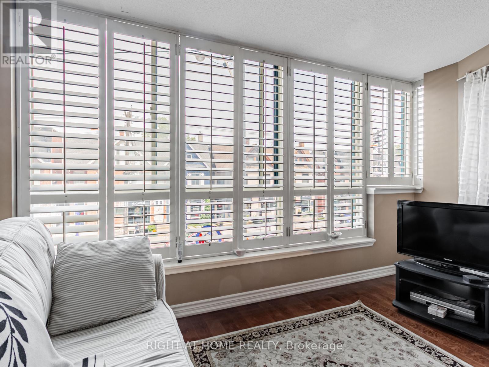 319 - 225 Davenport Road, Toronto, Ontario  M5R 3R2 - Photo 19 - C12239281
