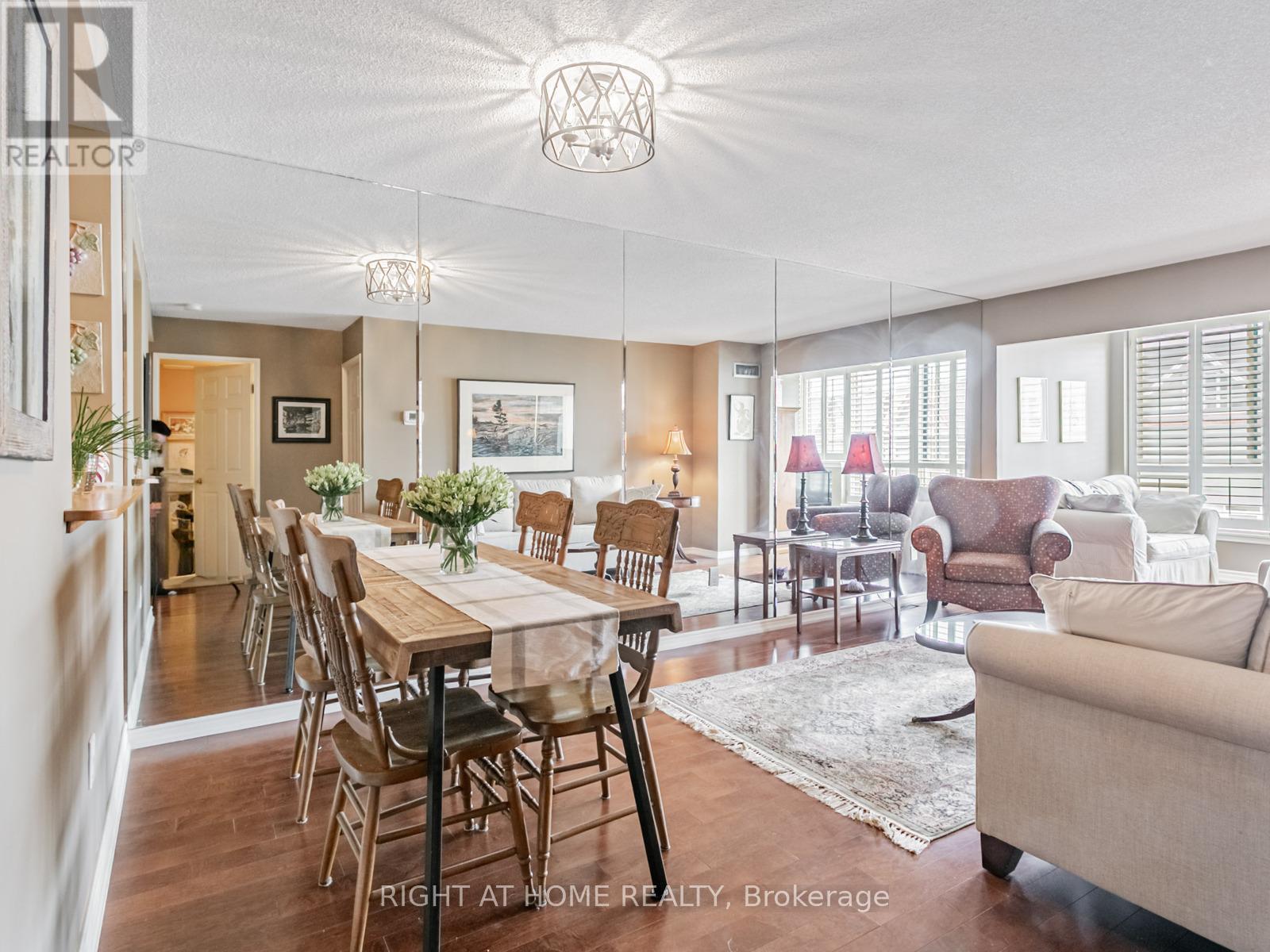 319 - 225 Davenport Road, Toronto, Ontario  M5R 3R2 - Photo 21 - C12239281