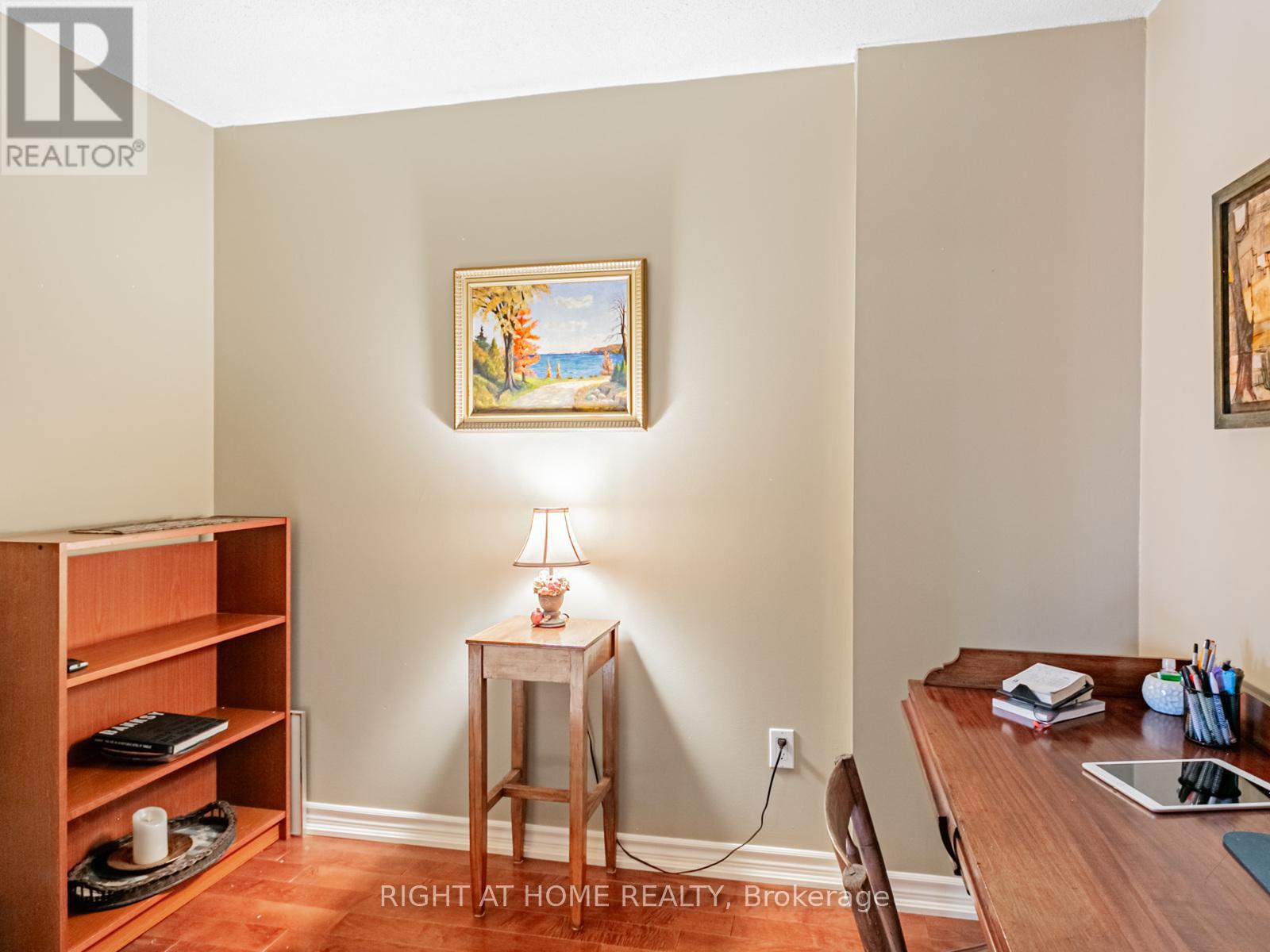 319 - 225 Davenport Road, Toronto, Ontario  M5R 3R2 - Photo 6 - C12239281