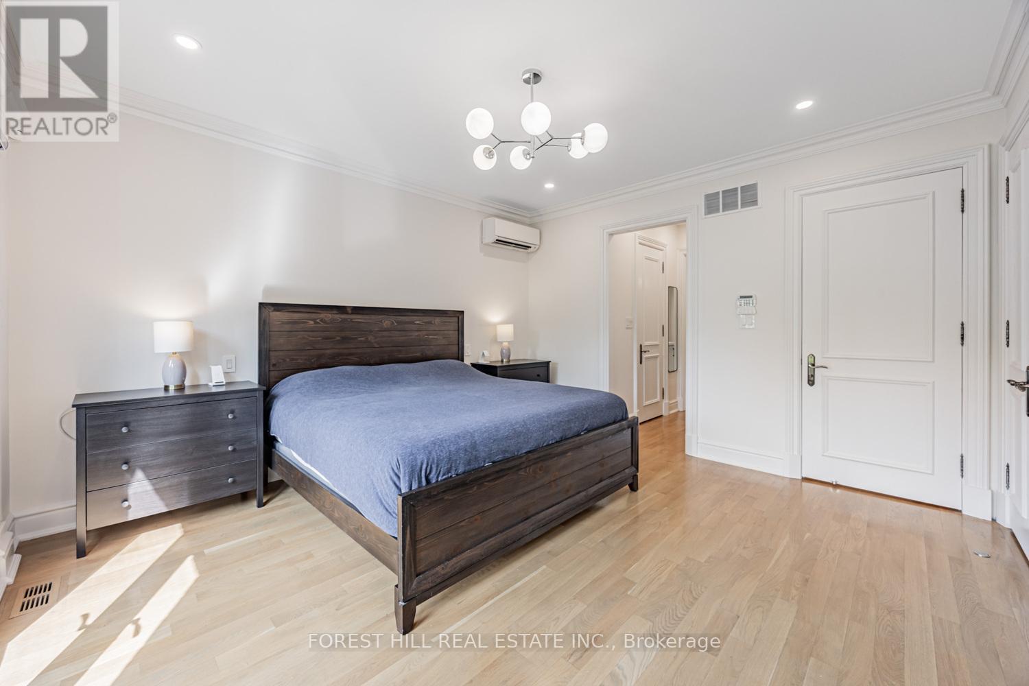 55 Lonsdale Road, Toronto (Yonge-St. Clair), Ontario  M4W 1W4 - Photo 15 - C12239313