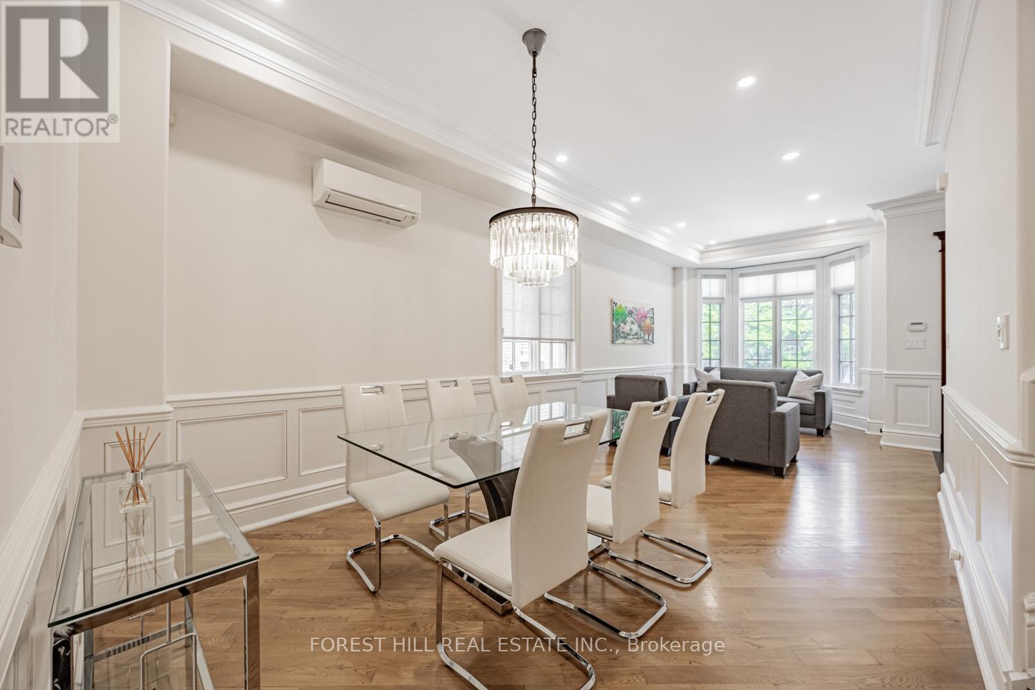 55 Lonsdale Road, Toronto (Yonge-St. Clair), Ontario  M4W 1W4 - Photo 5 - C12239313