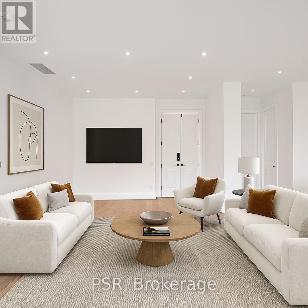 Property at 4C - 2010 BATHURST STREET image 2