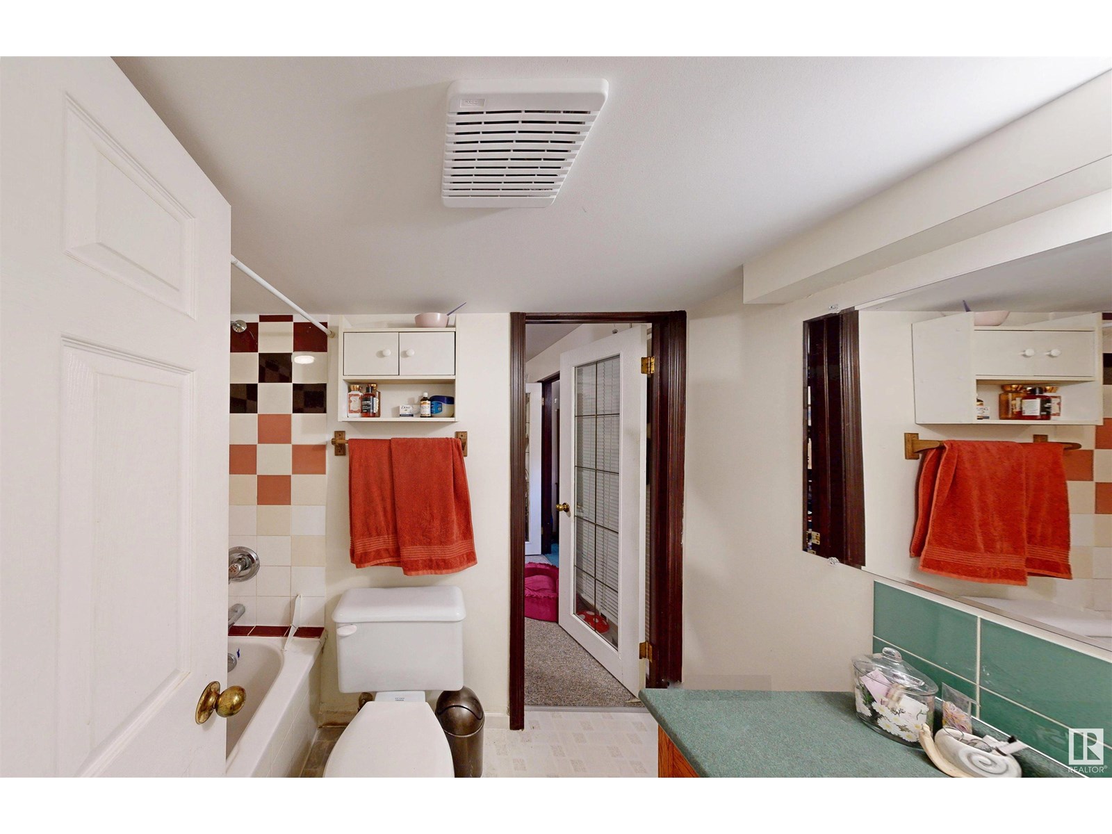 7914 & 7916 110 St Nw, Edmonton, Alberta  T6G 1G4 - Photo 49 - E4443859