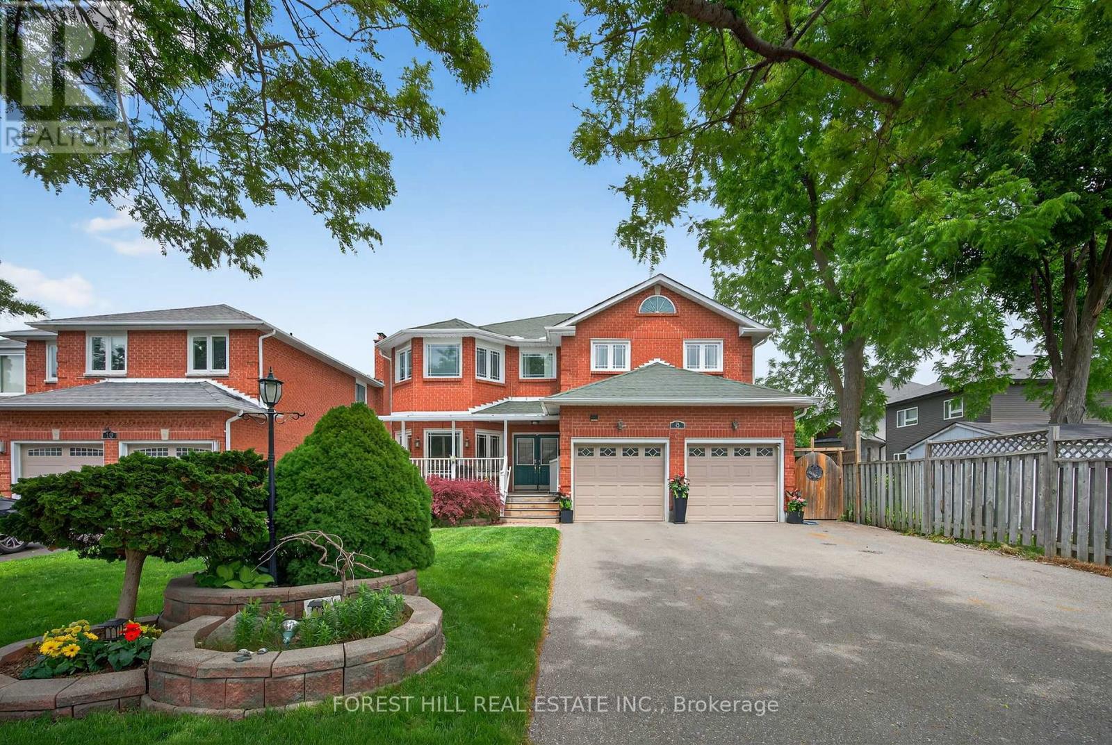 Property at 8 BRIDLE COURT image 1