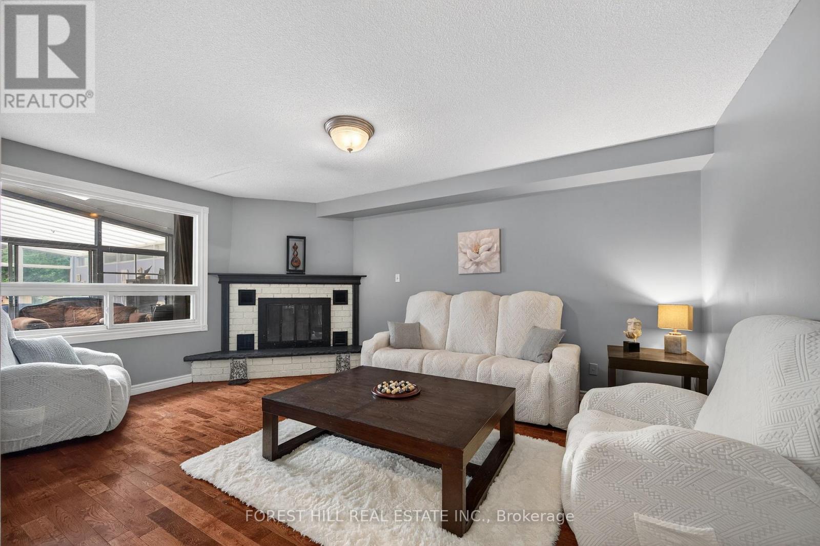 Property at 8 BRIDLE COURT image 5
