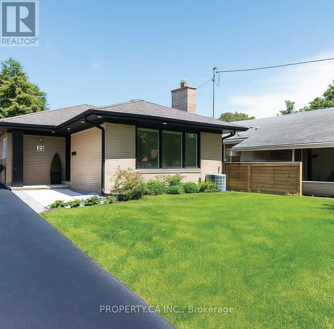 Property at 33 MOORECROFT CRESCENT image 3