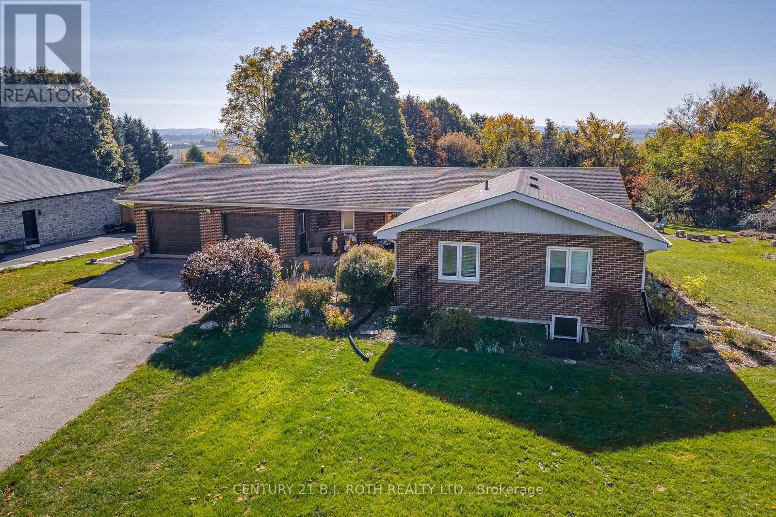 Property at 6495 13TH LINE image 2