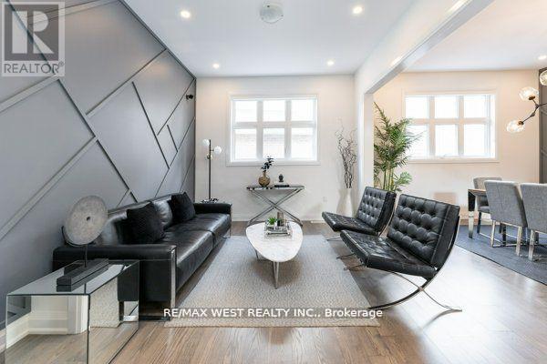 Property at 6 FOREST GROVE COURT image 3