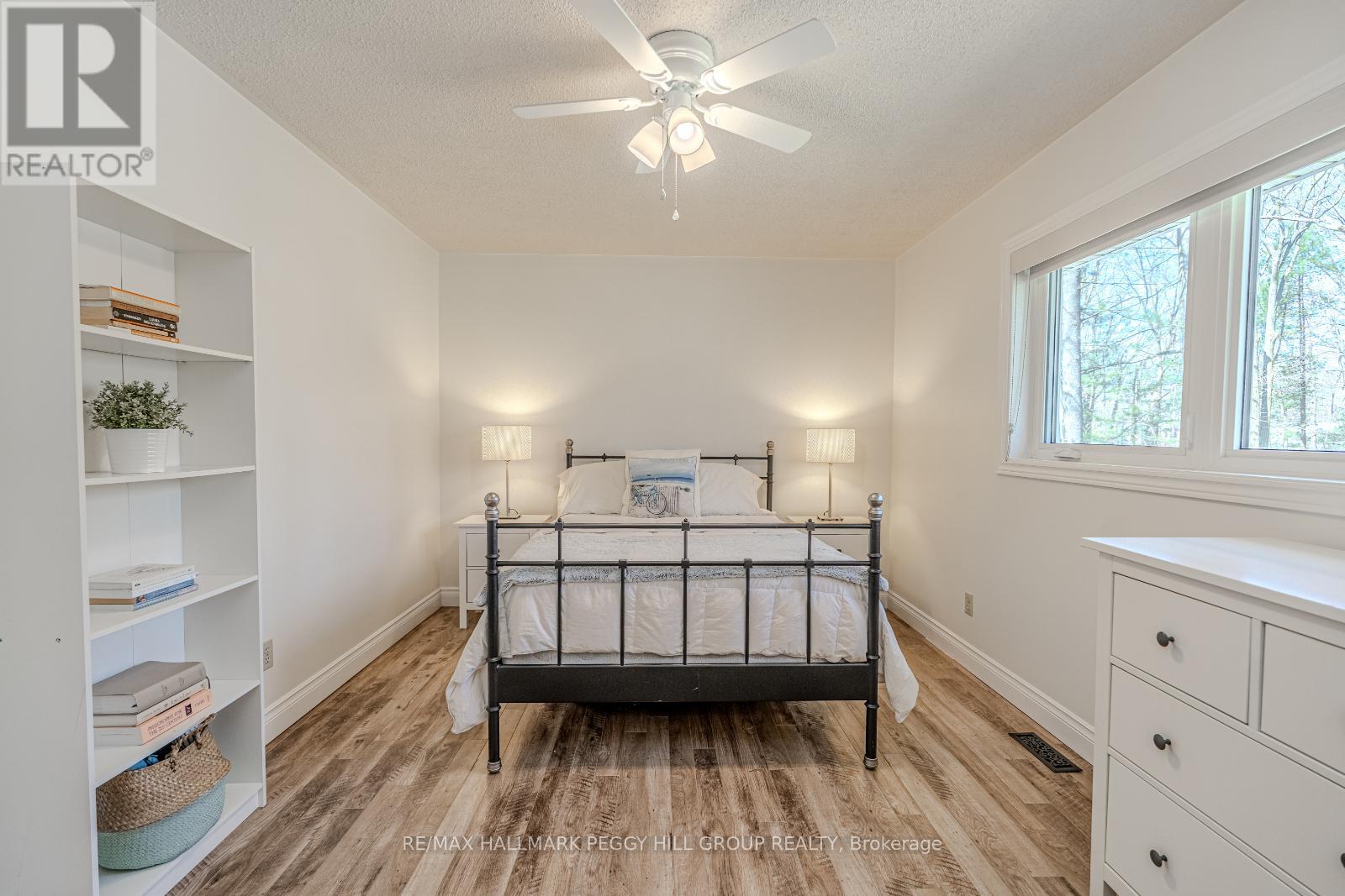 1166 Sunnidale Road, Springwater, Ontario  L9X 0T4 - Photo 14 - S12239553