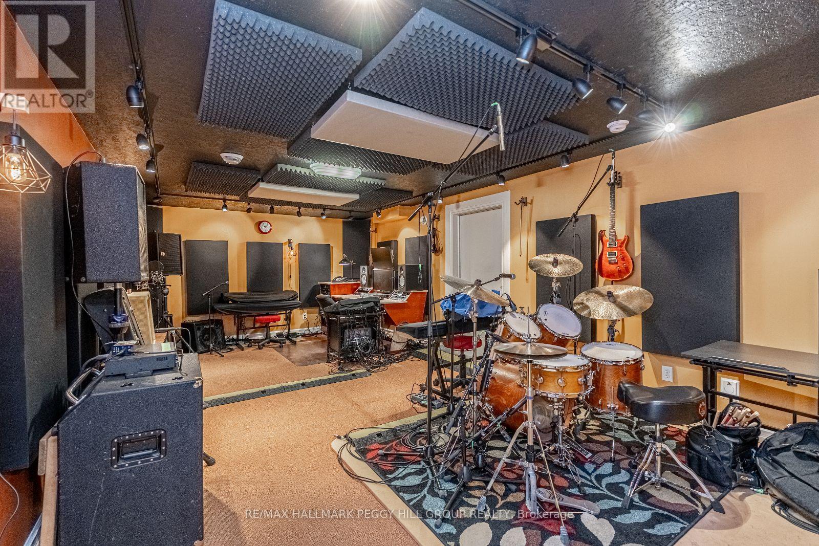 1166 Sunnidale Road, Springwater, Ontario  L9X 0T4 - Photo 18 - S12239553