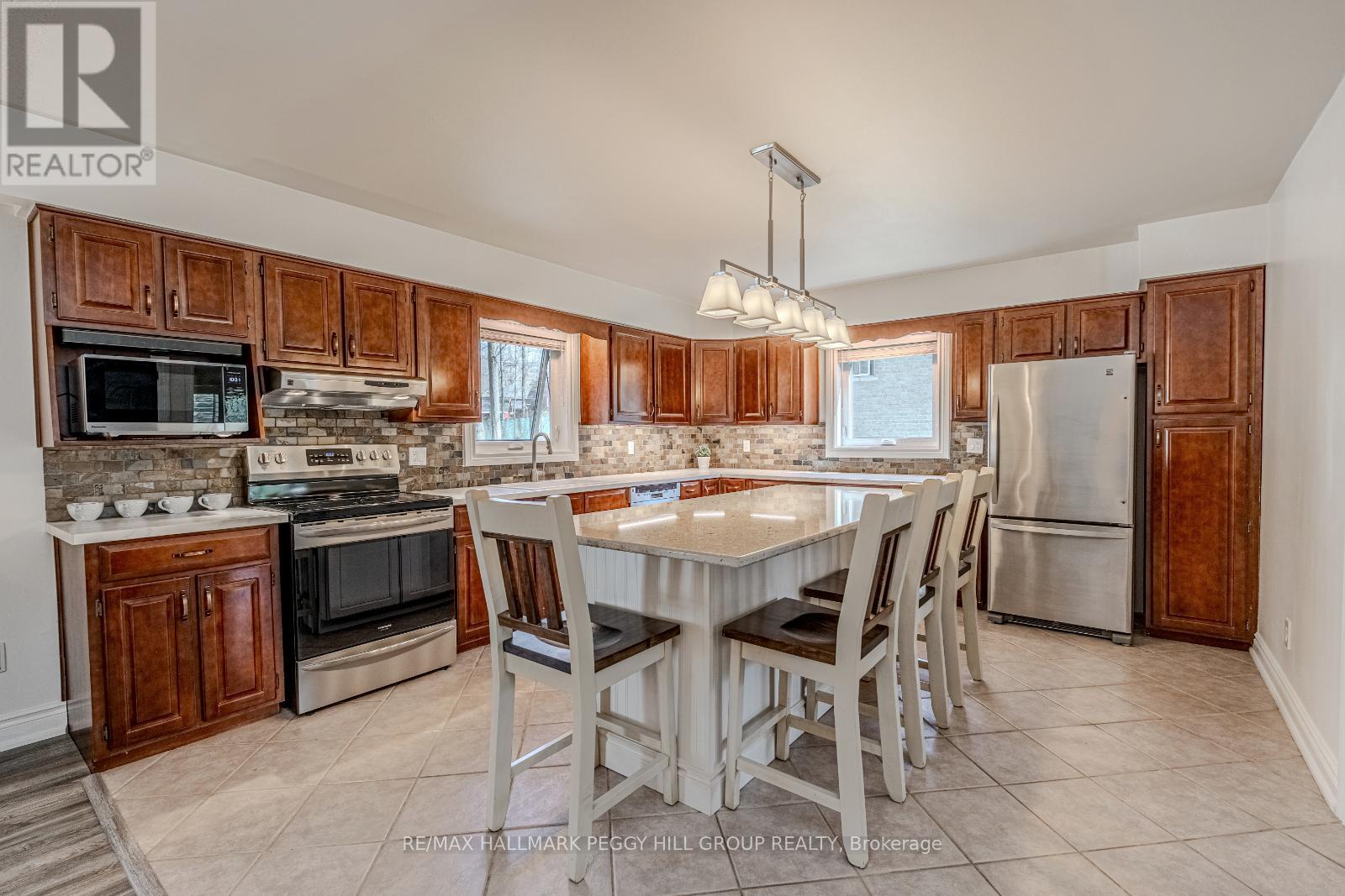 Property at 1166 SUNNIDALE ROAD image 4