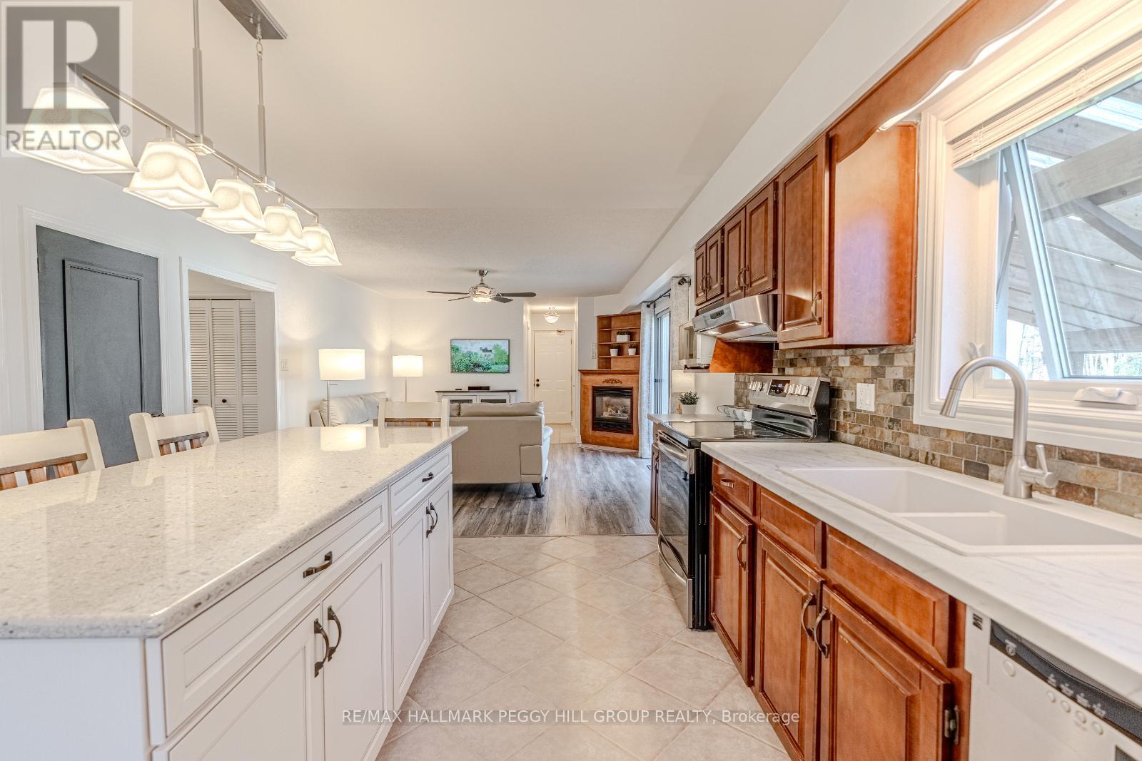 1166 Sunnidale Road, Springwater, Ontario  L9X 0T4 - Photo 6 - S12239553