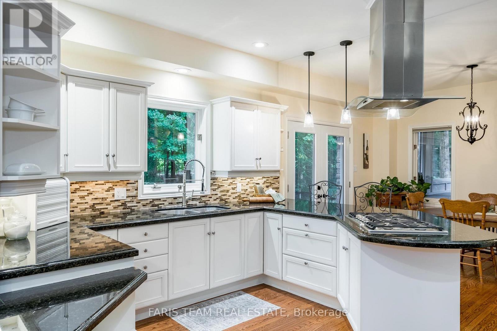 7 Nordic Trail, Oro-Medonte (Horseshoe Valley), Ontario  L0L 2L0 - Photo 7 - S12239646