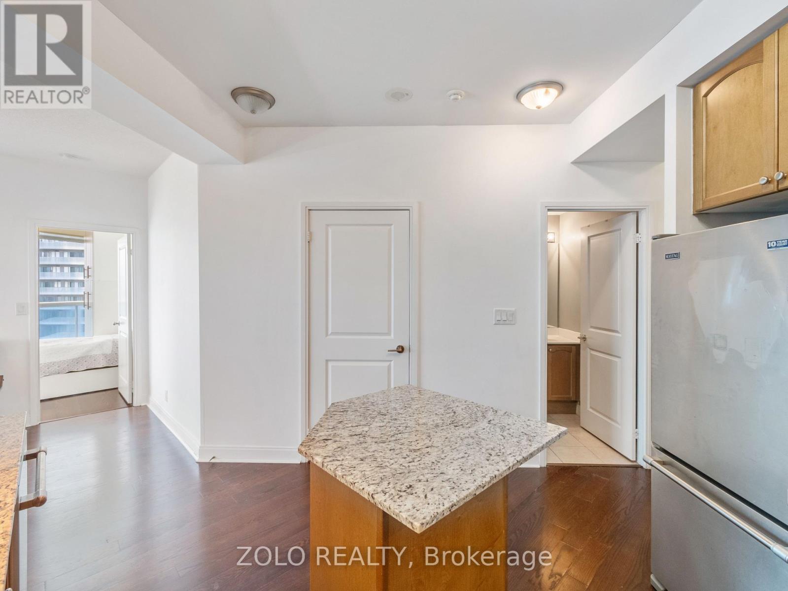 2606 - 80 Absolute Avenue, Mississauga, Ontario  L4Z 0A5 - Photo 10 - W12239198
